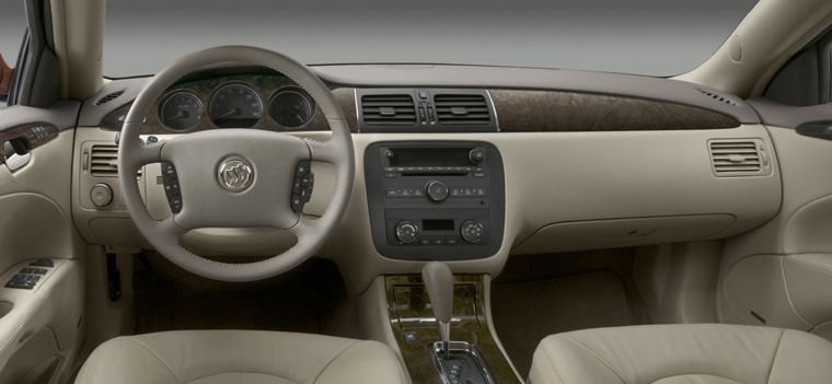 2009 Buick Lucerne Cockpit Picture