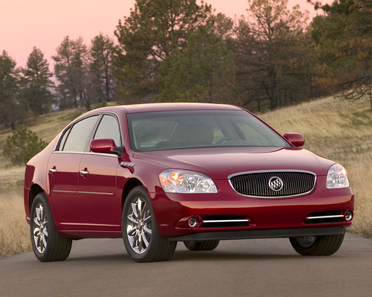 Buick Lucerne Desktop Wallpaper