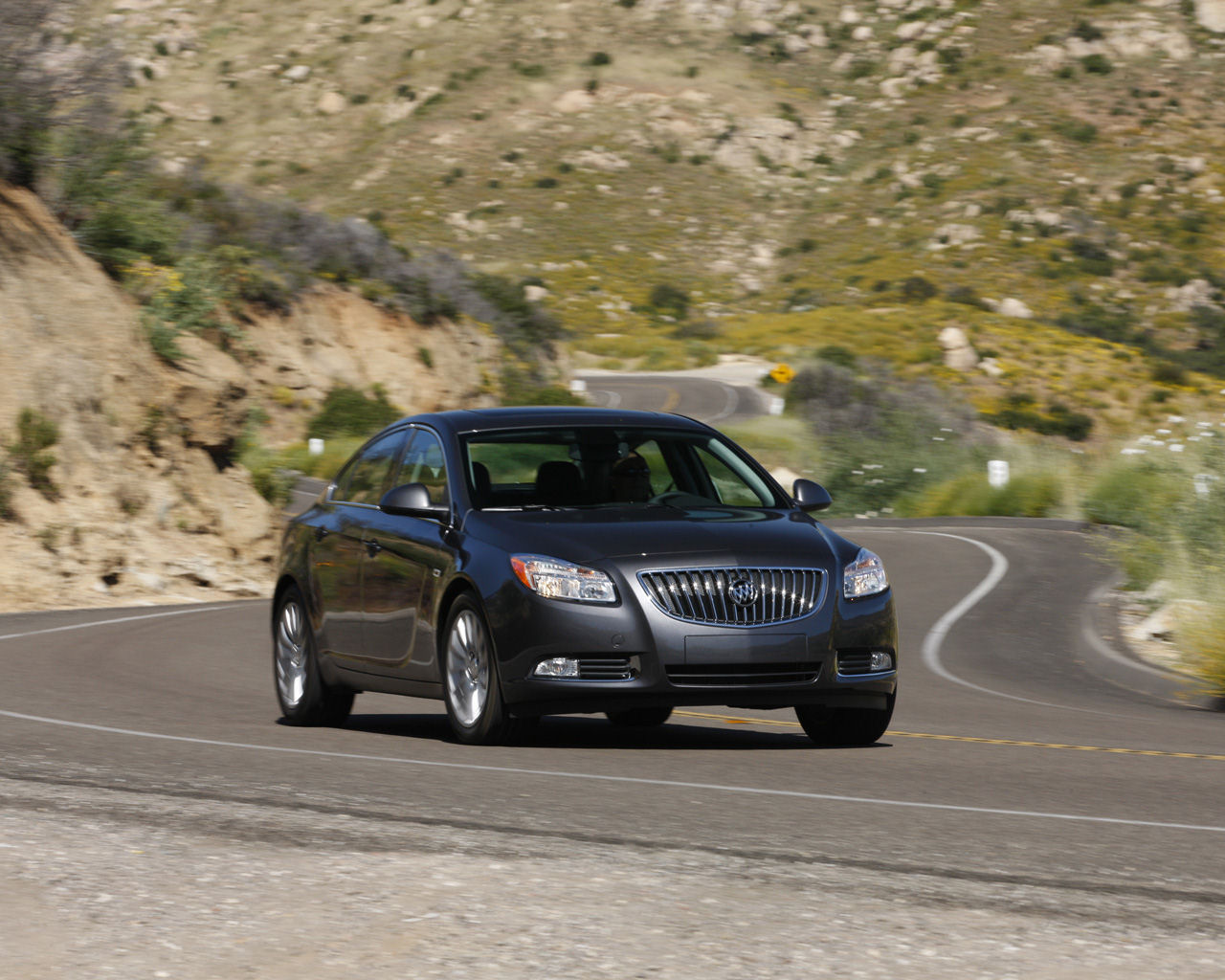 Buick Regal Desktop Wallpaper