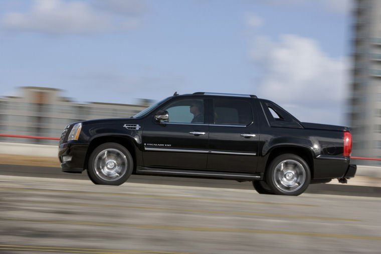 2011 Cadillac Escalade EXT Picture