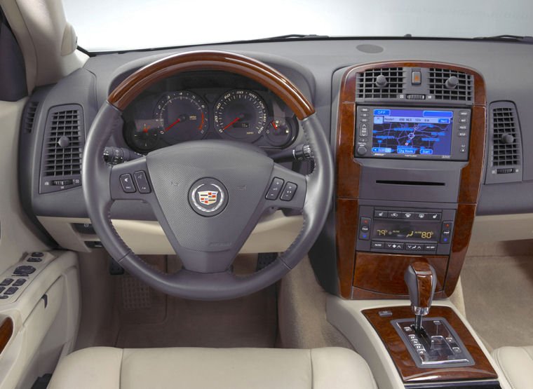 2009 Cadillac SRX Cockpit Picture