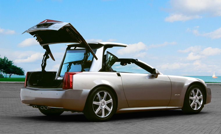 2004 Cadillac XLR Picture