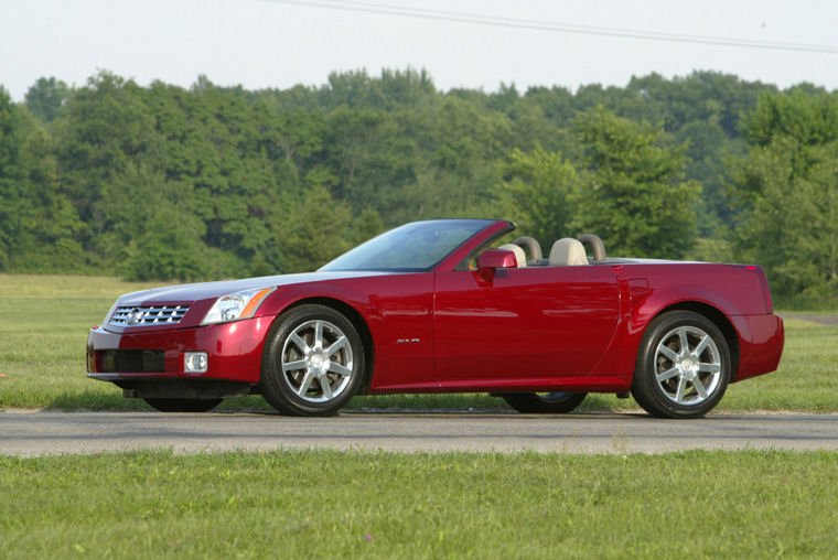 2008 Cadillac XLR Picture