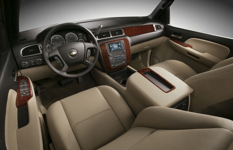 2010 Chevrolet Avalanche Interior Picture