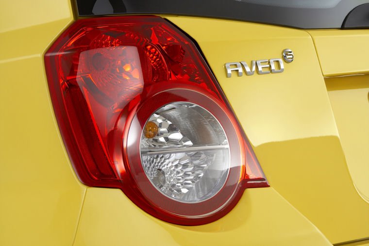 2010 Chevrolet Aveo5 Tail Light Picture