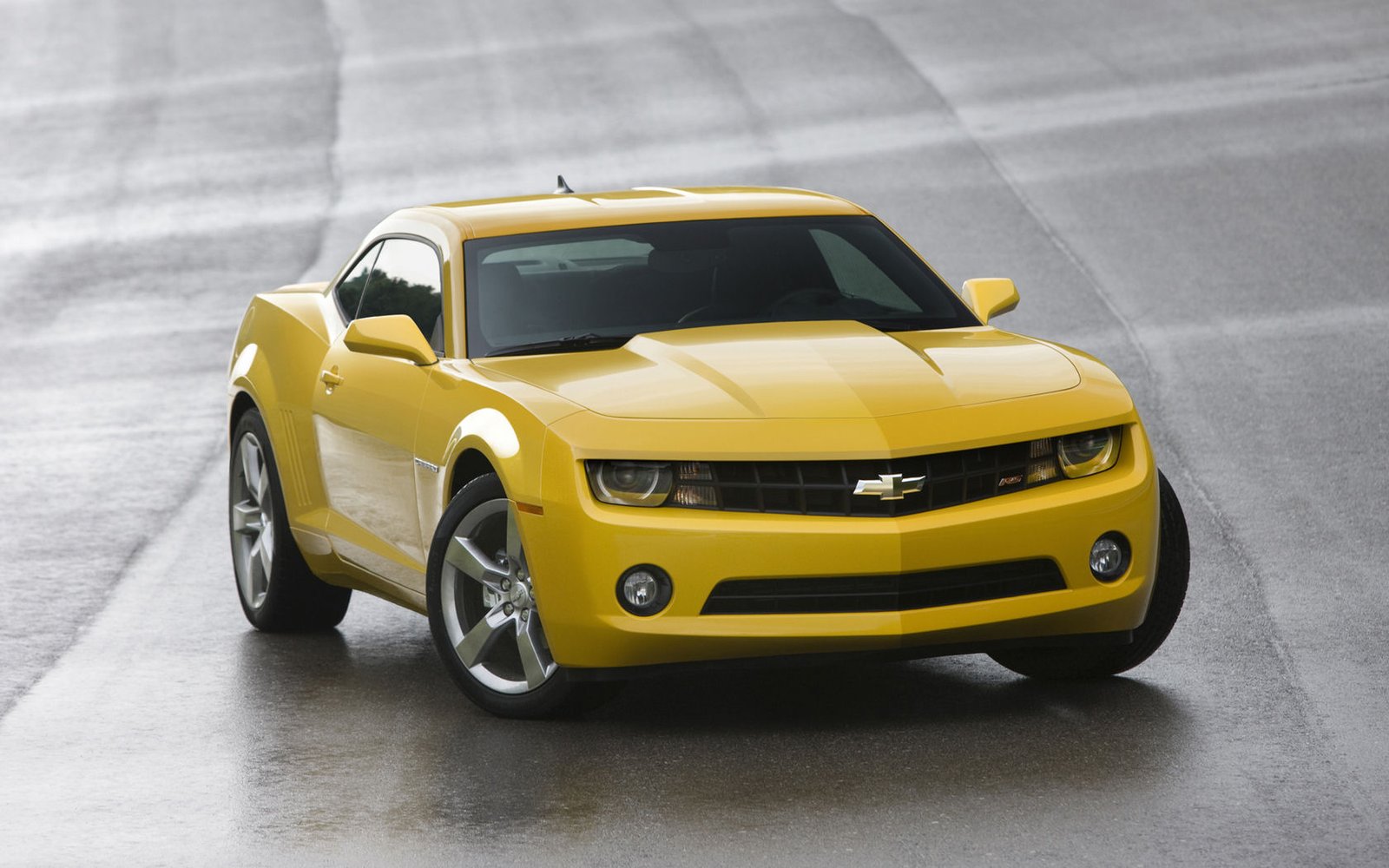 Chevrolet Camaro Desktop Wallpaper
