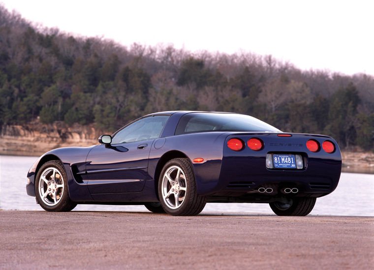 2004 Chevrolet Corvette Commemorative Edition Coupe Picture