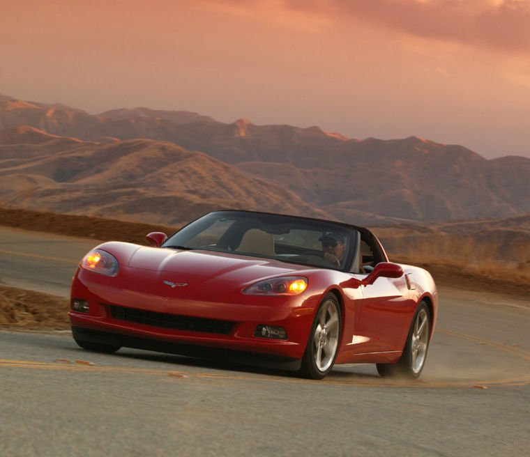 2005 Chevrolet Corvette Coupe Picture