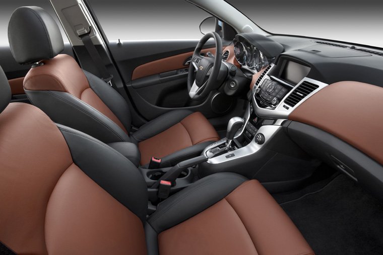 2011 Chevrolet Cruze LTZ Front Seats Picture