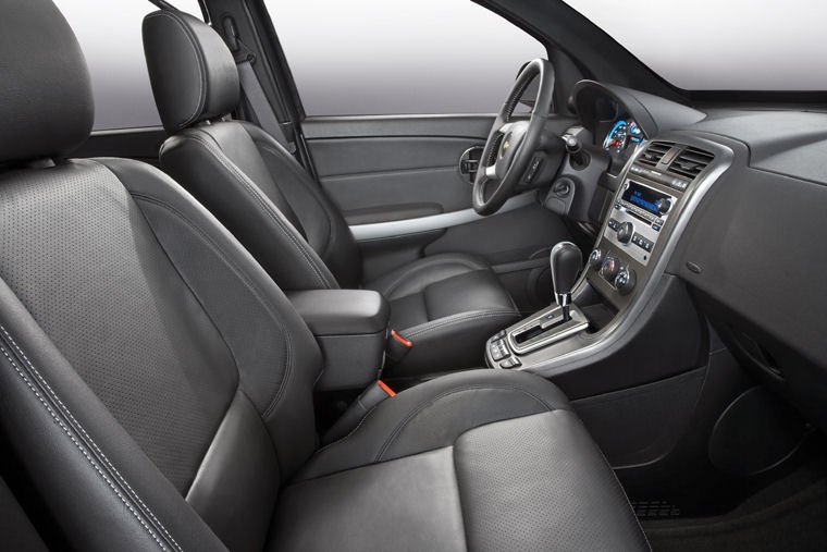 2009 Chevrolet Equinox Sport Front Seats Picture
