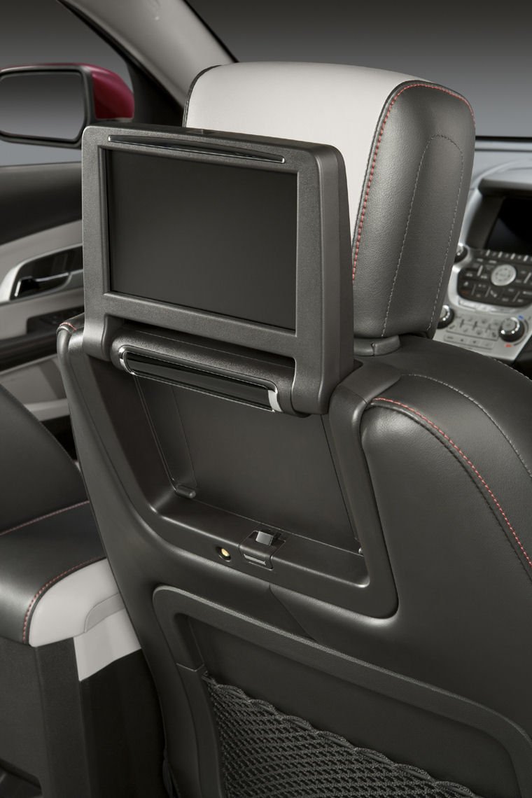 2010 Chevrolet (Chevy) Equinox LTZ Headrest Screen Picture