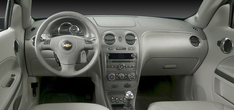 2010 Chevrolet HHR Cockpit Picture