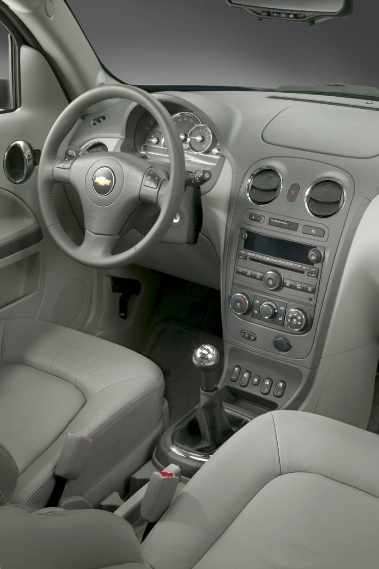 2010 Chevrolet HHR Interior Picture