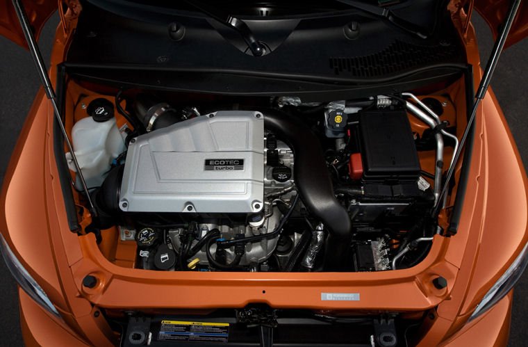 2010 Chevrolet HHR SS 2.0L 4-cylinder Turbo Engine Picture