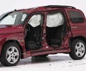 2010 Chevrolet HHR IIHS Side Impact Crash Test Picture