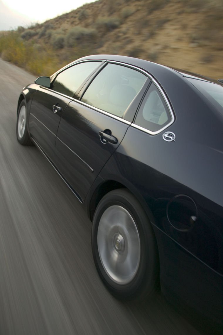 2010 Chevrolet Impala LTZ Picture