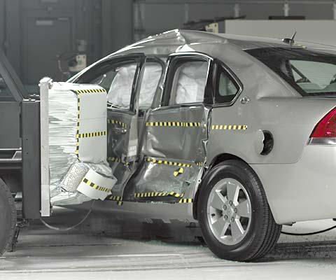 2010 Chevrolet Impala IIHS Side Impact Crash Test Picture