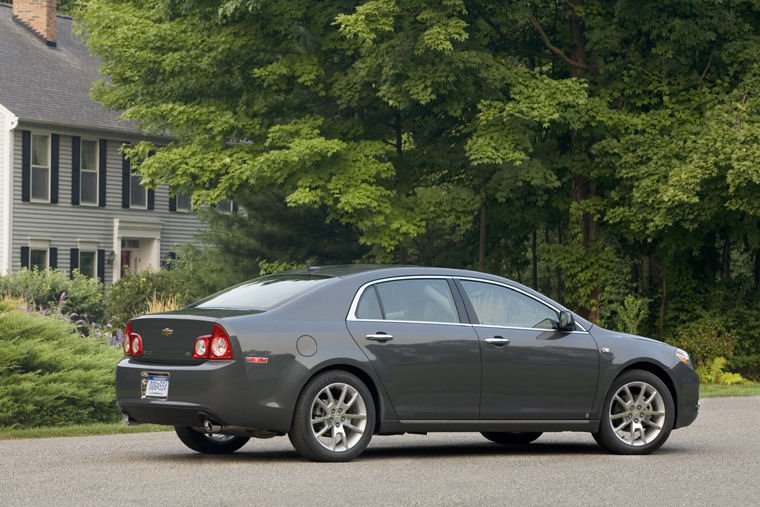 2010 Chevrolet (Chevy) Malibu LTZ Picture