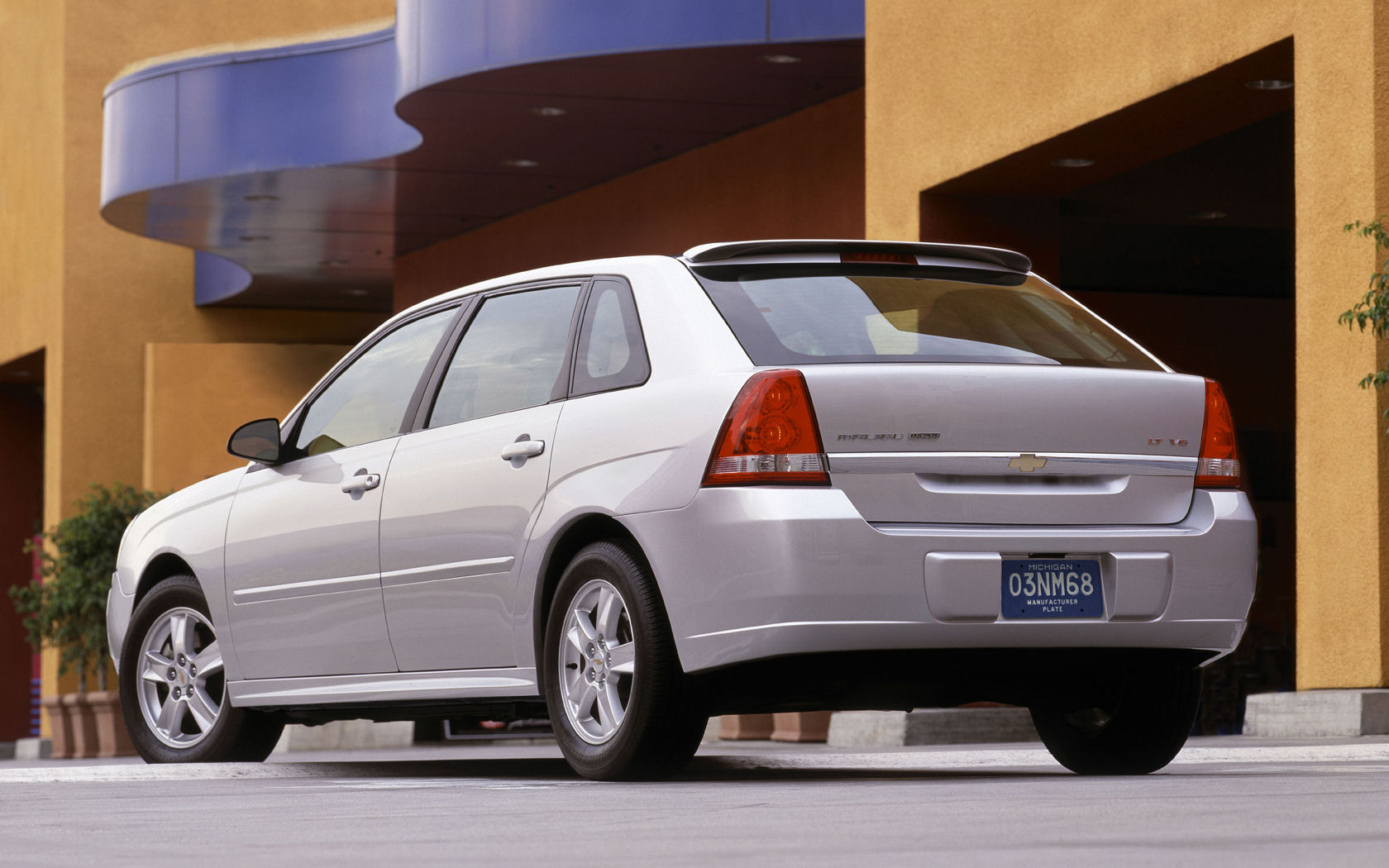 Chevrolet Malibu Desktop Wallpaper