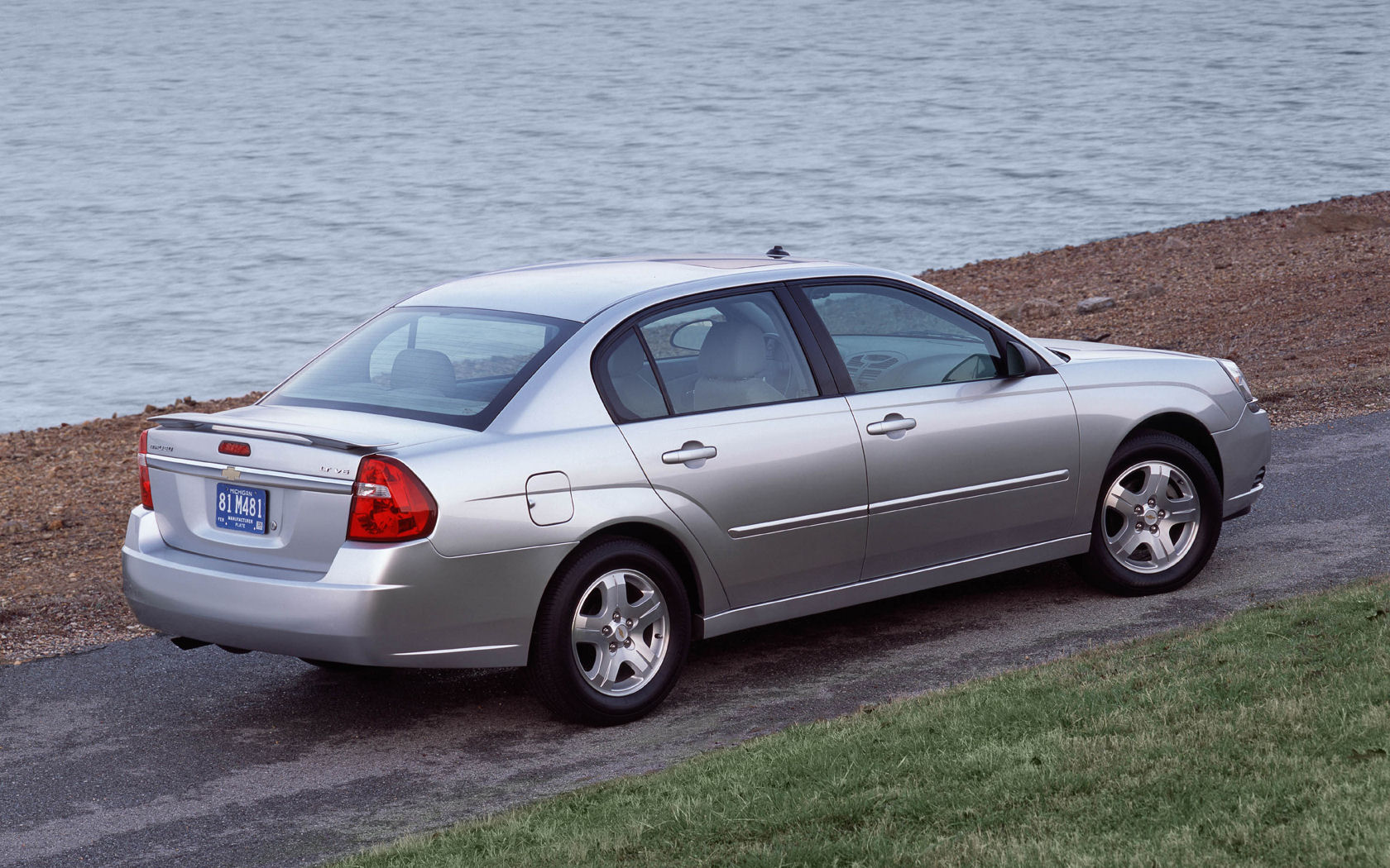 Chevrolet Malibu Desktop Wallpaper