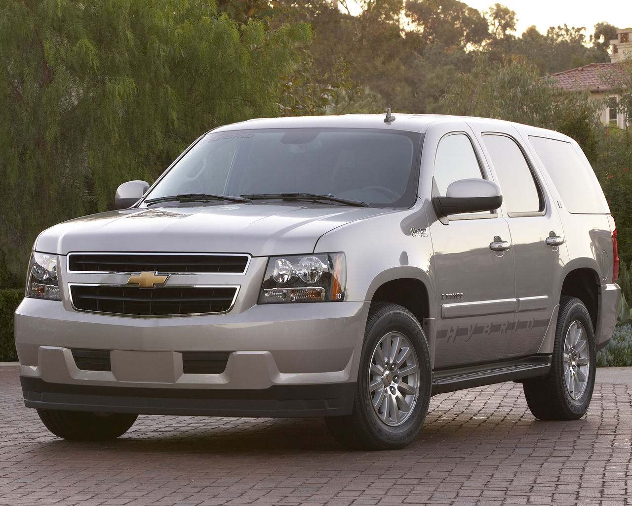 Chevrolet Tahoe Desktop Wallpaper