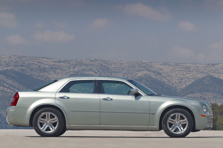 2009 Chrysler 300C Picture