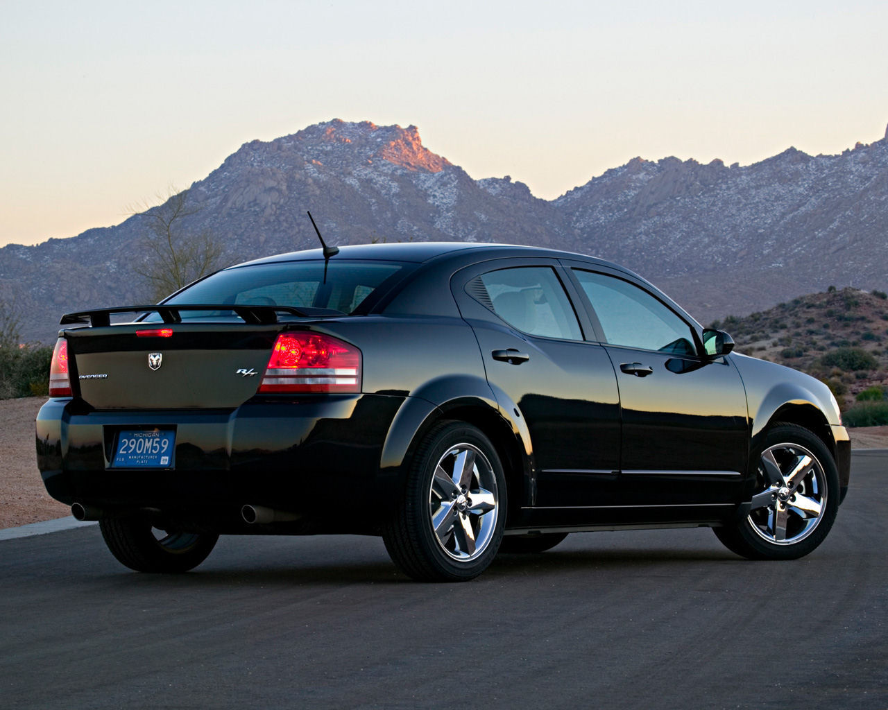 Dodge Avenger Desktop Wallpaper