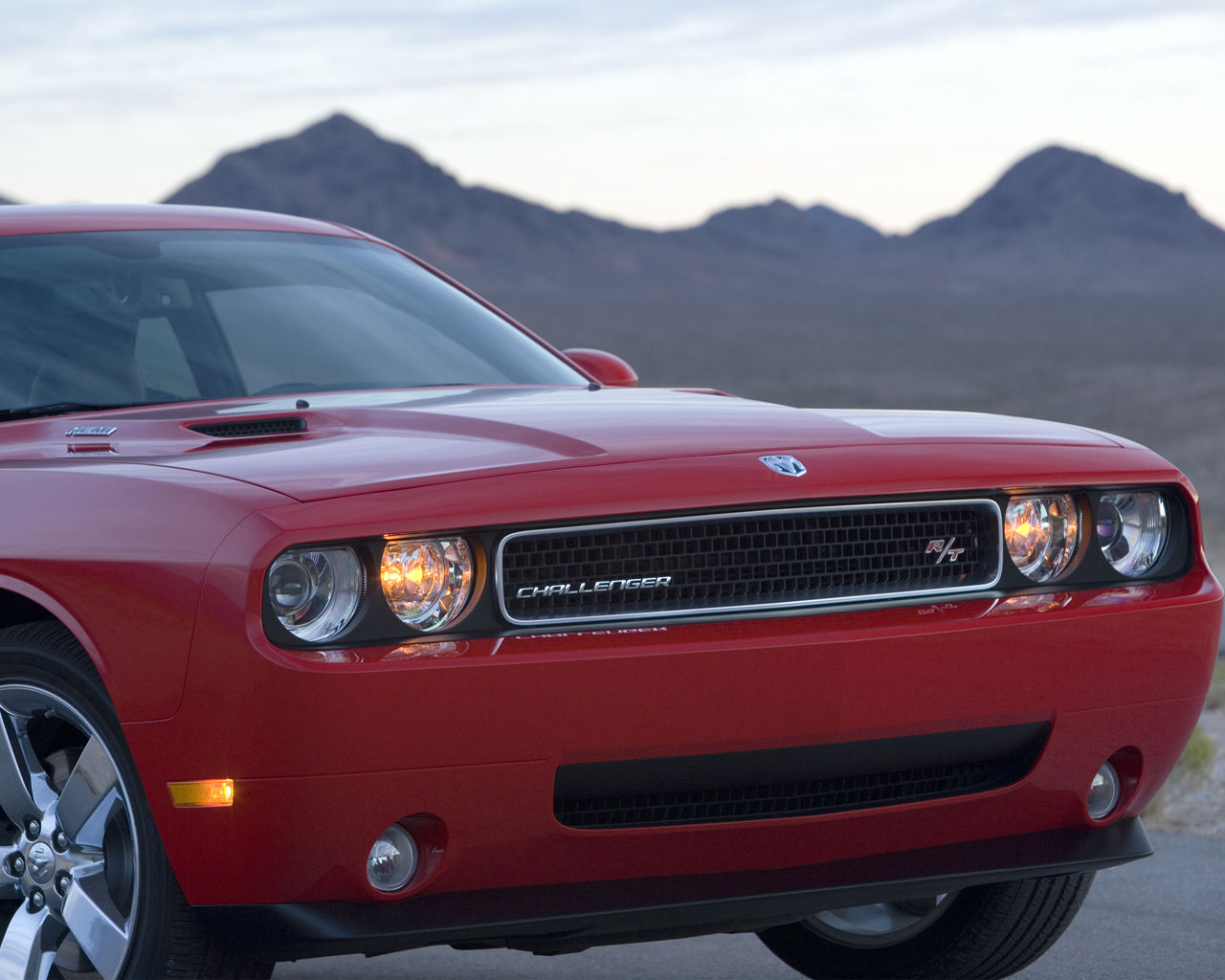 Dodge Challenger Desktop Wallpaper