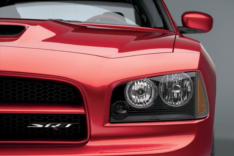 2009 Dodge Charger SRT8 Headlight Picture