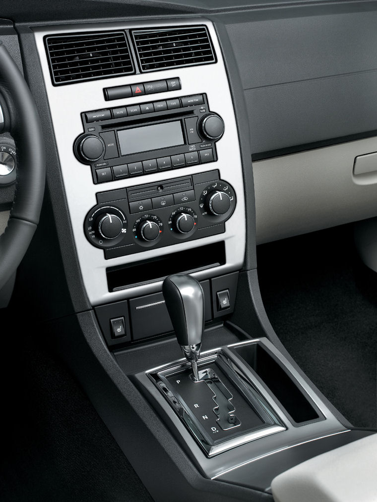 2010 Dodge Charger Center Stack Picture
