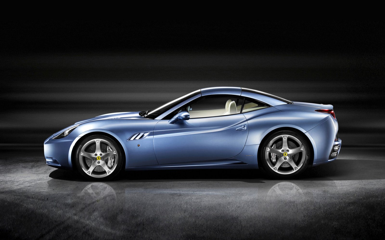 Ferrari California Desktop Wallpaper