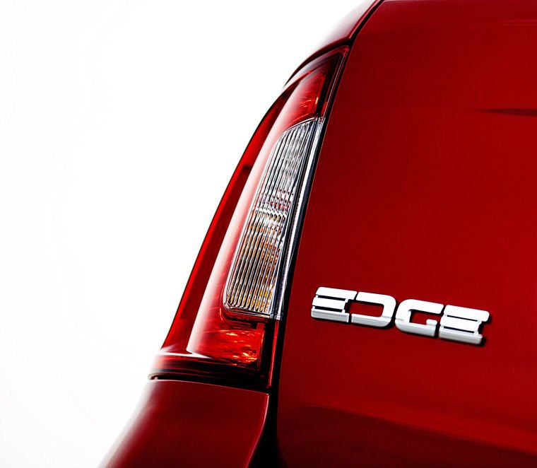 2011 Ford Edge Sport Tail Light Picture