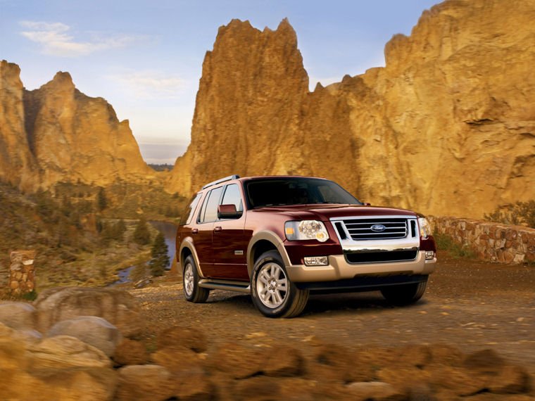 2010 Ford Explorer Eddie Bauer Picture