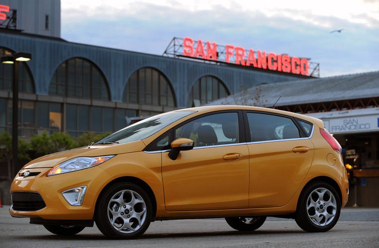 2011 Ford Fiesta Hatchback Picture