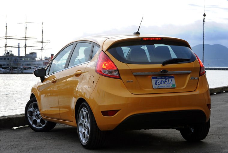2011 Ford Fiesta Hatchback Picture