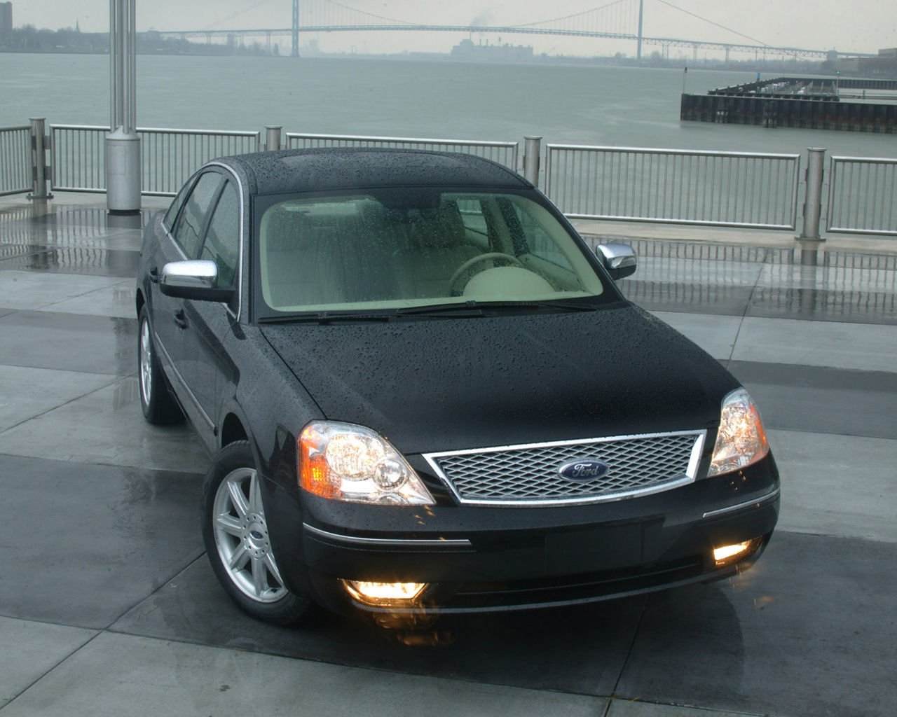 Ford Five Hundred Desktop Wallpaper