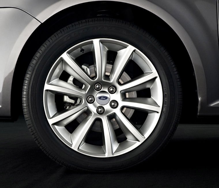 2010 Ford Flex EcoBoost Rim Picture