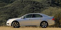 2011 Ford Fusion Pictures