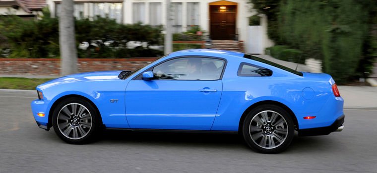 2010 Ford Mustang GT Picture