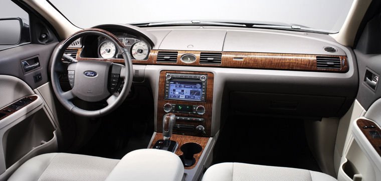 2008 Ford Taurus Cockpit Picture