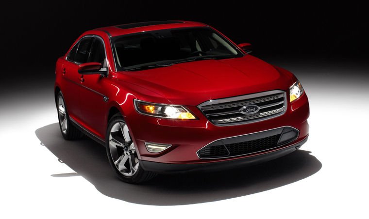 2011 Ford Taurus SHO Picture