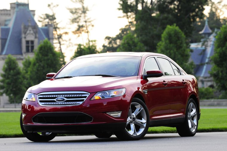 2011 Ford Taurus SHO Picture