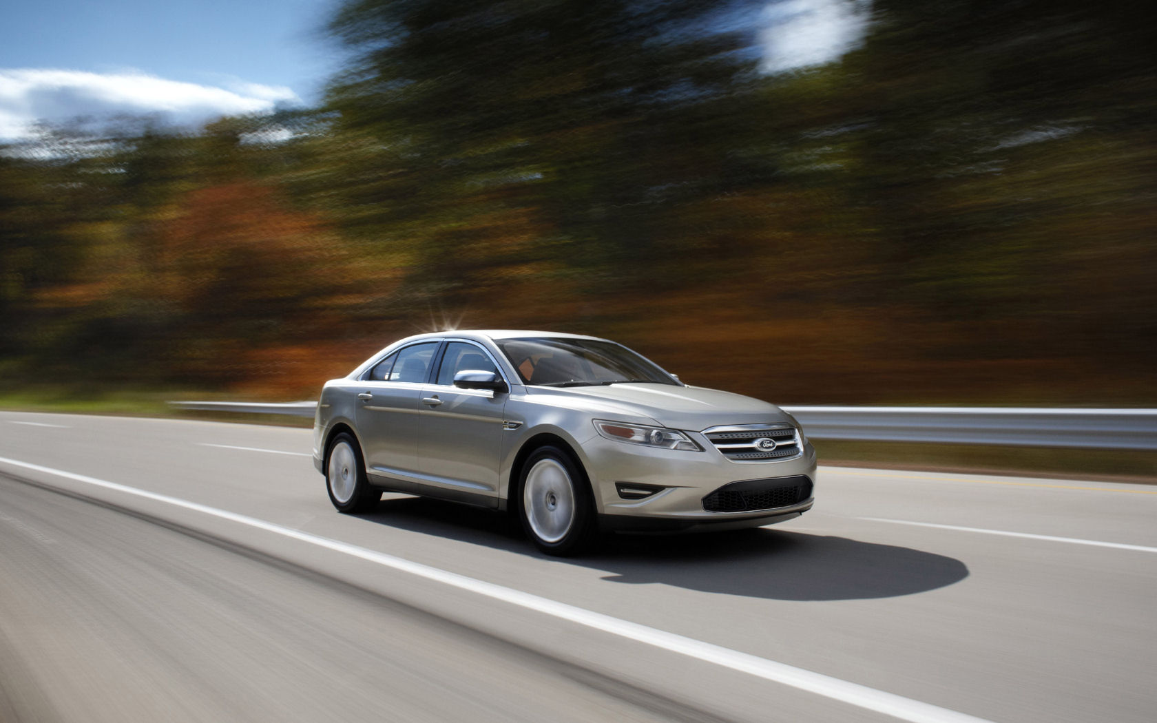 Ford Taurus Desktop Wallpaper