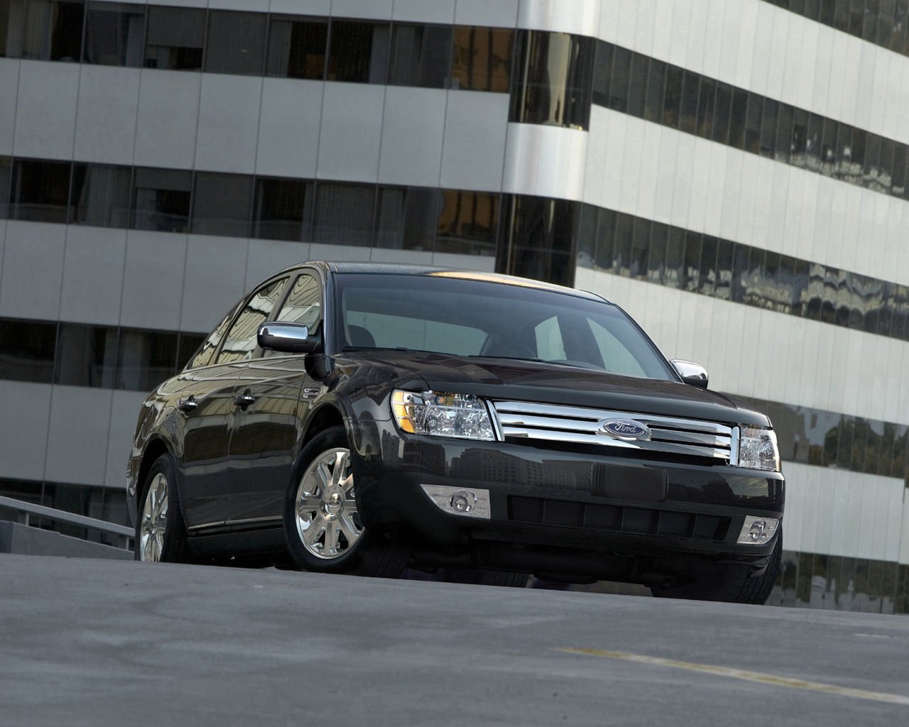 Ford Taurus Desktop Wallpaper