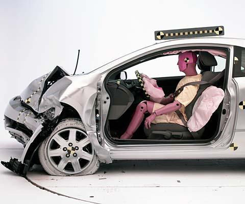 2009 Honda Civic IIHS Frontal Impact Crash Test Picture