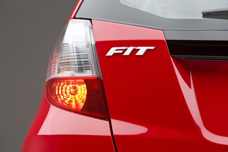 2010 Honda Fit Sport Tail Light Picture