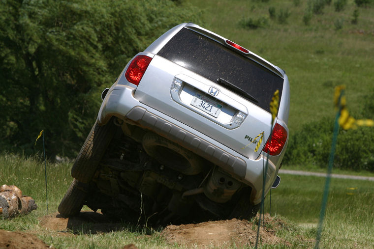 2004 Honda Pilot Picture