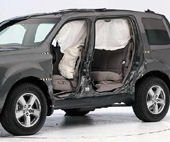 2011 Honda Pilot IIHS Side Impact Crash Test Picture
