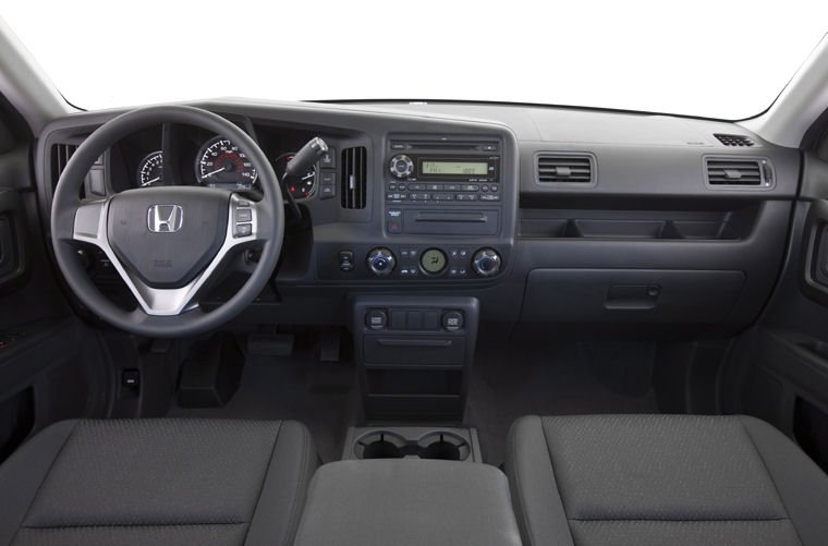 2010 Honda Ridgeline RTL Cockpit Picture