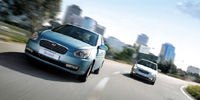 2010 Hyundai Accent Pictures